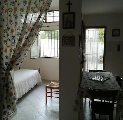 Casa Vittoria Vignacastrisi